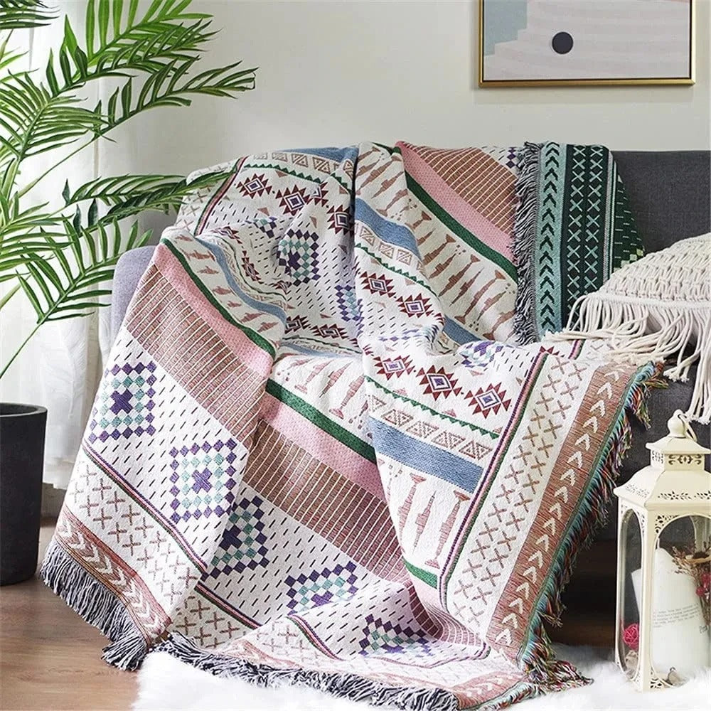 La Boheme blankets with colorful fringes 