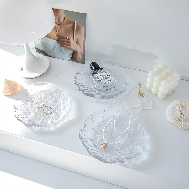 Schmucktablett aus Glas mit Blasendesign