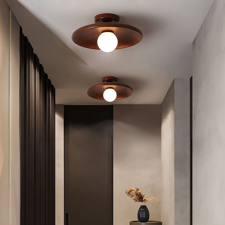 Nordic-style wooden ceiling light – round, minimalist &amp; modern