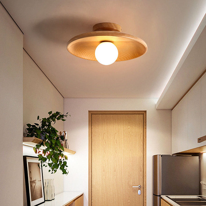 Nordic-style wooden ceiling light – round, minimalist &amp; modern