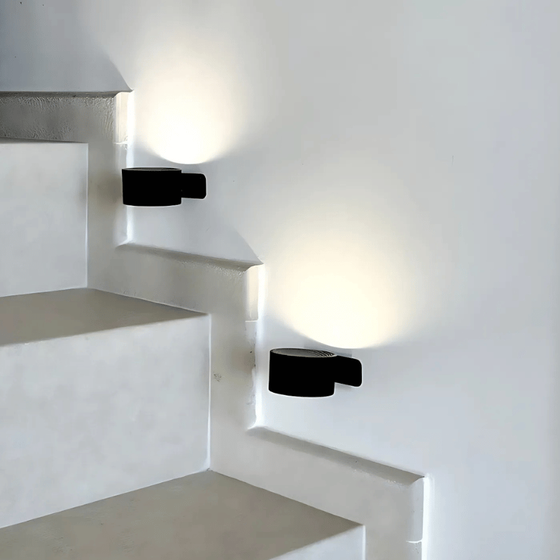 Wireless LED wall lamp with battery &amp; 360° rotation