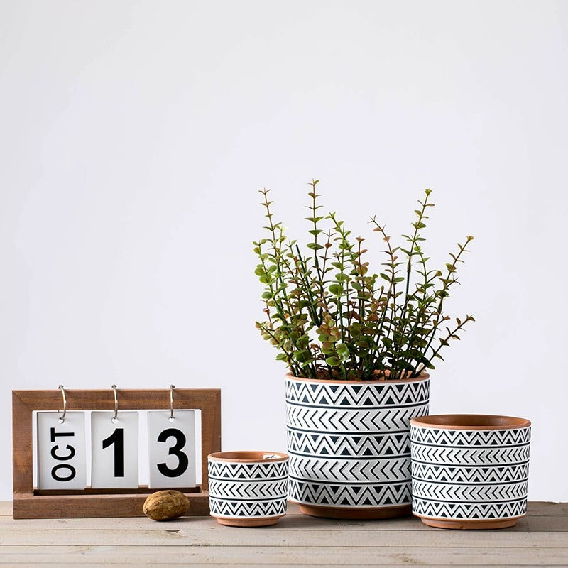 Keramikvase im nordischen Design in schlichter Form