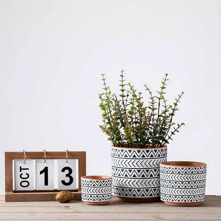 Keramikvase im nordischen Design in schlichter Form