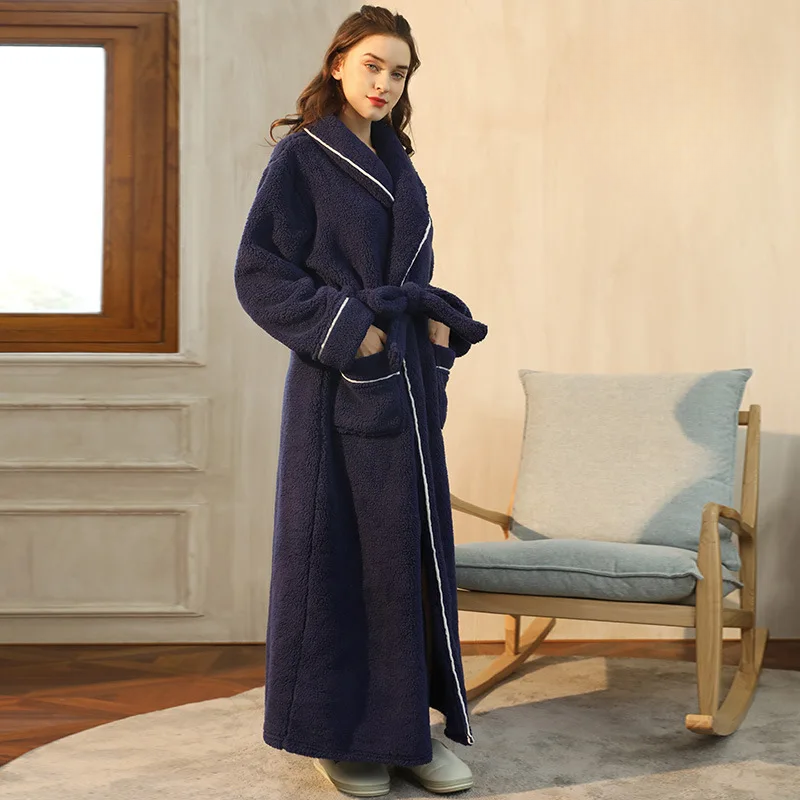Unisex flannel bathrobe with belt 