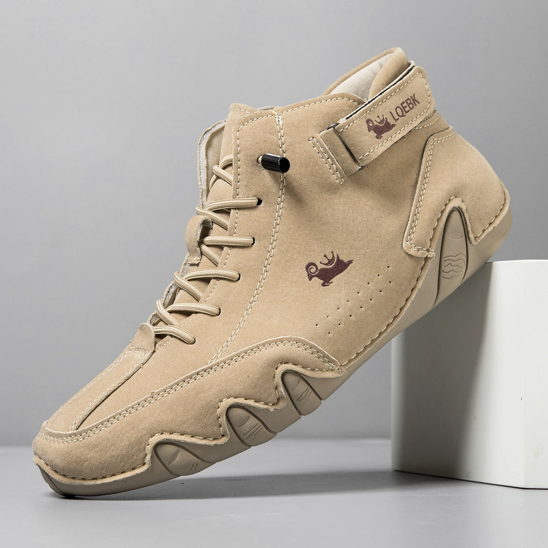 Unisex barefoot shoes made of leather with a flexible sole