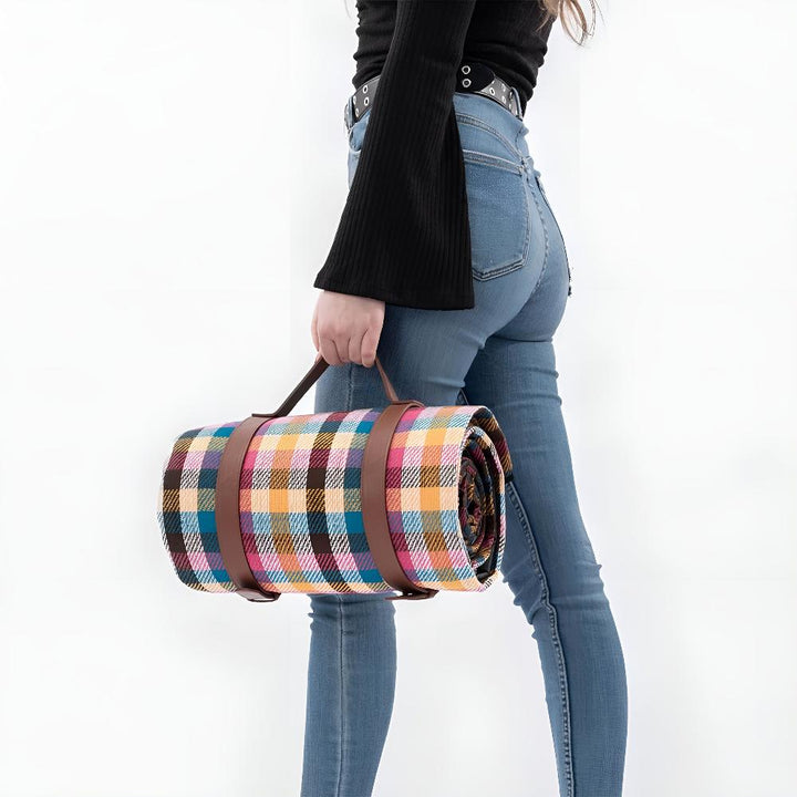 Waterproof foldable picnic blanket for outdoor use