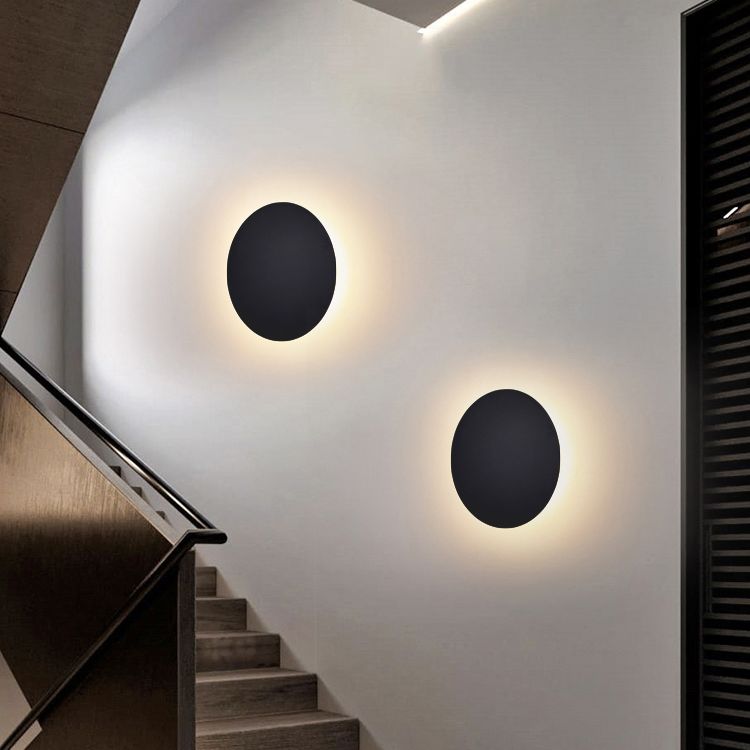 Round modern LED wall light for bedroom and living room