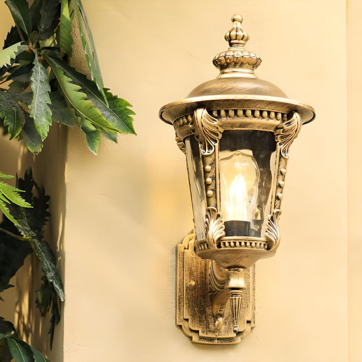 Vintage outdoor wall light with glass body – lantern style for garden and terrace
