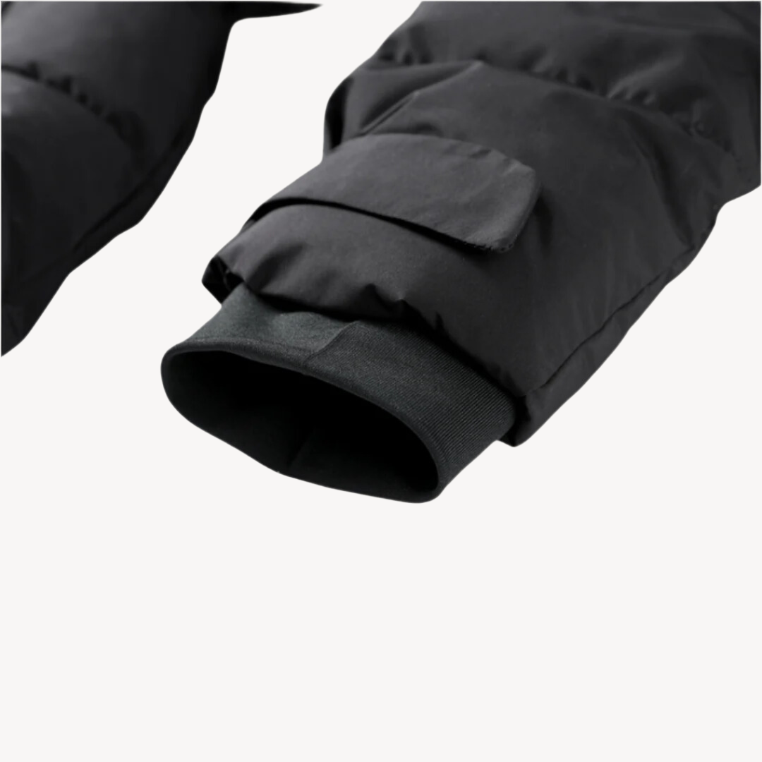 Women's quilted jacket with belt and high collar