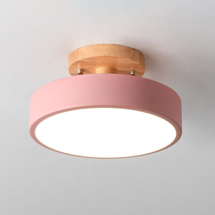 Dimmable modern LED ceiling light made of wood for living room &amp; bedroom