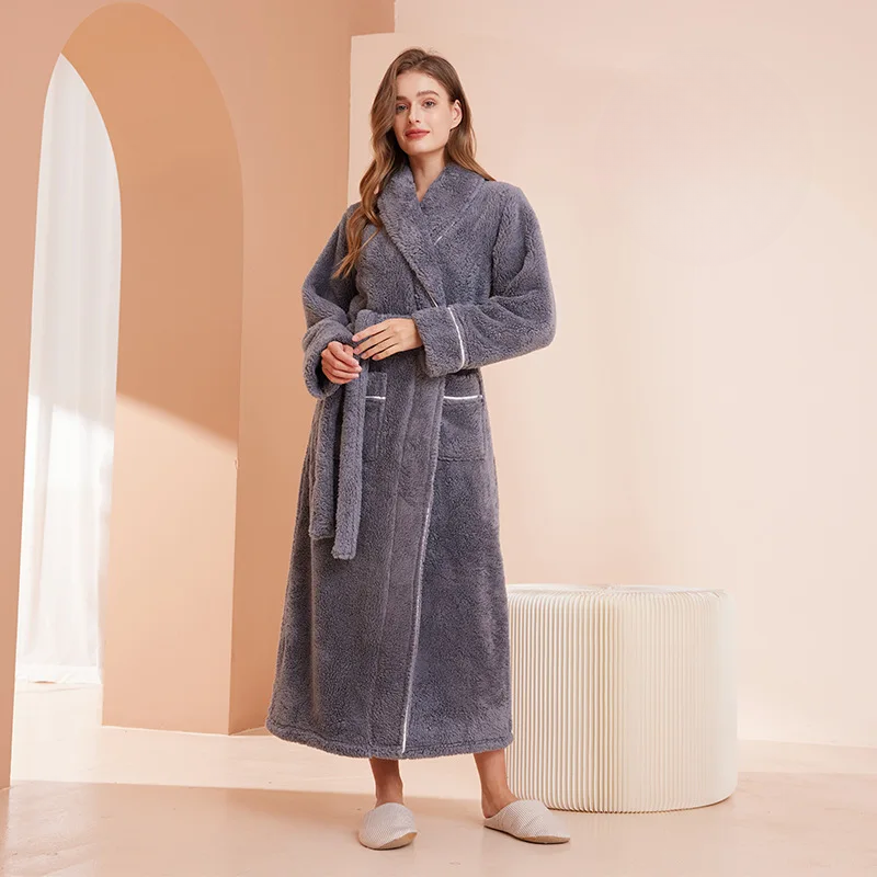 Unisex flannel bathrobe with belt 