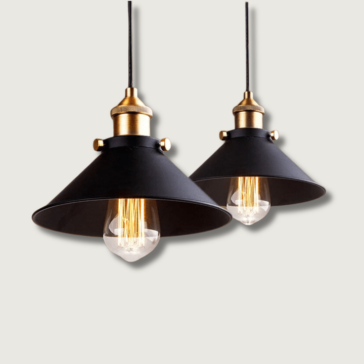 Adjustable pendant light in industrial style