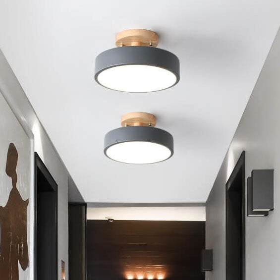 Dimmable modern LED ceiling light made of wood for living room &amp; bedroom