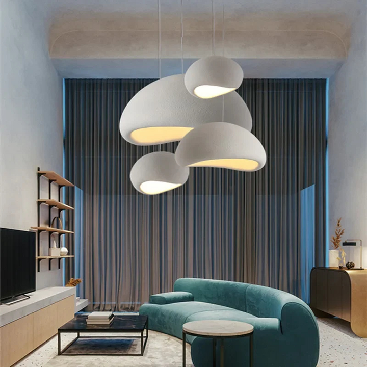 Minimalist pendant light for a tranquil living atmosphere