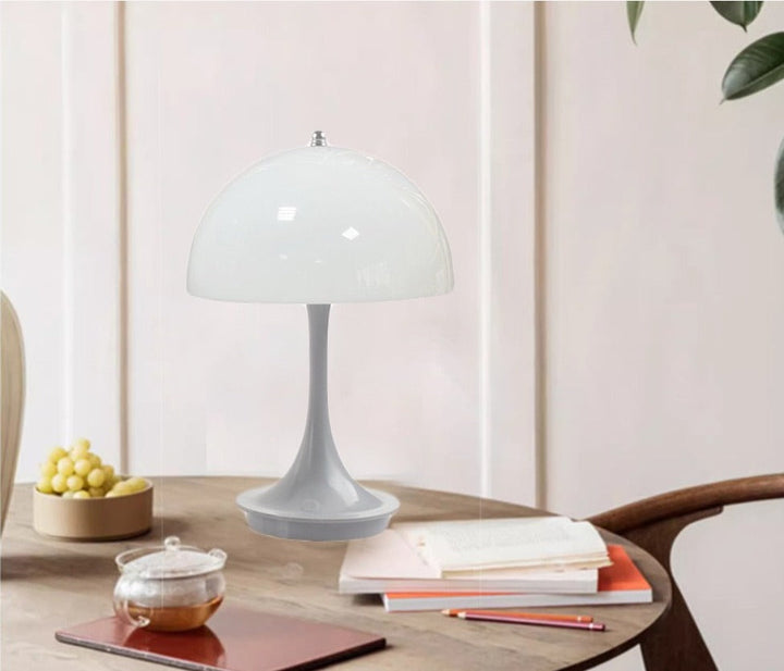 Retro mushroom-shaped table lamp with soft light for cozy rooms