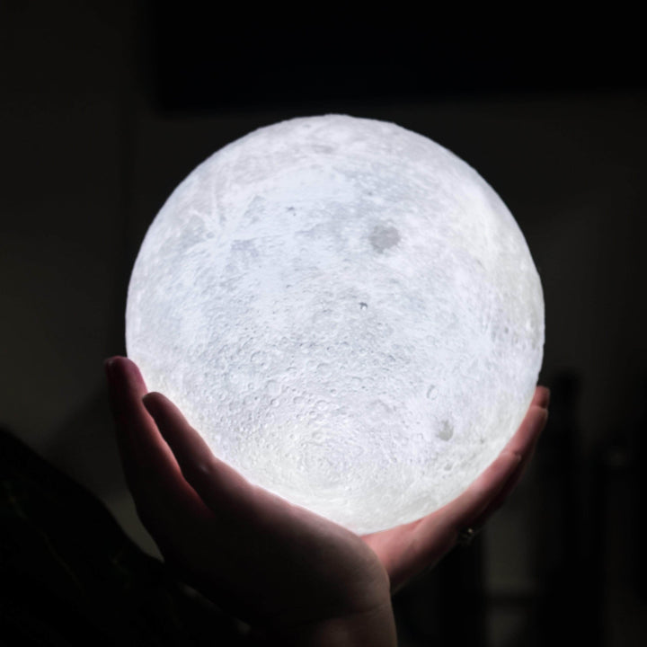 Wireless LED moon lamp with wooden stand and 6 light colors