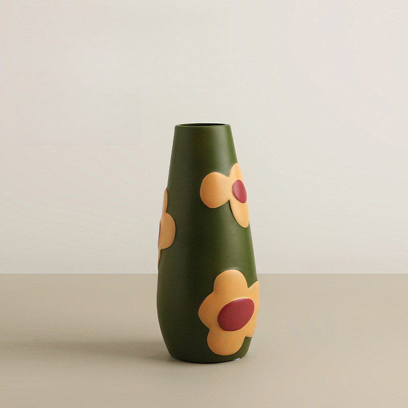Handbemalte Keramikvase mit großem Blumendesign