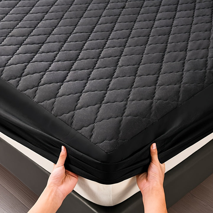 Fitted sheet with geometric pattern