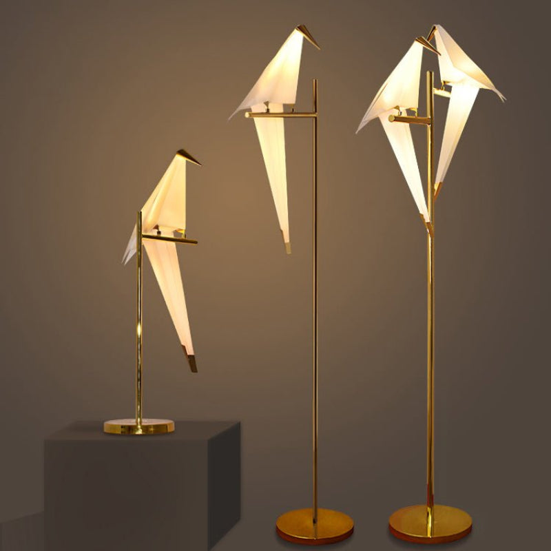 Magnetic LED bird lamp in origami style
