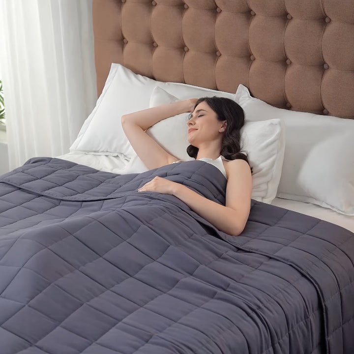 Weighted blanket, breathable and machine washable