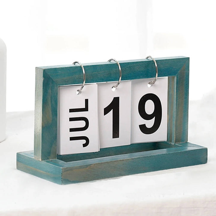 Wendekalender aus Holzdesign