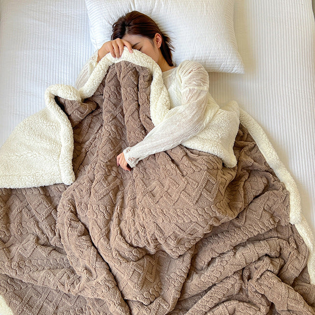 Soft, cuddly blanket with a double-sided design