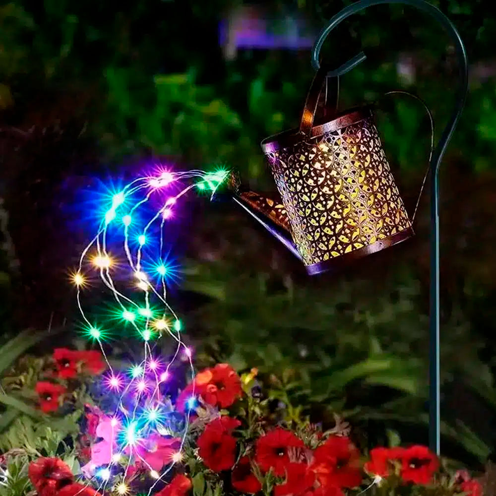 Solarbetriebener Wasserkrug mit LED-Gartenlampe
