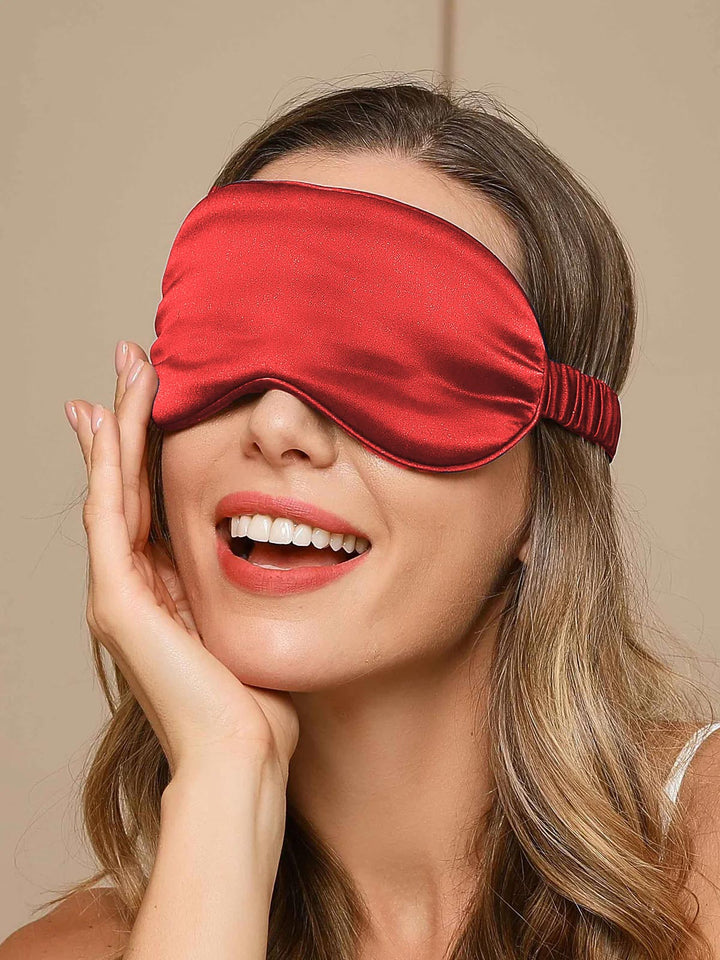Simple sleep mask for women – eye mask with piping and elastic band