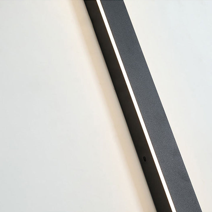 Linear LED outdoor wall light made of metal and acrylic 