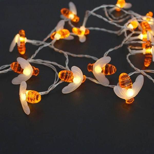 Lichterkette mit Honigbienen-Design
