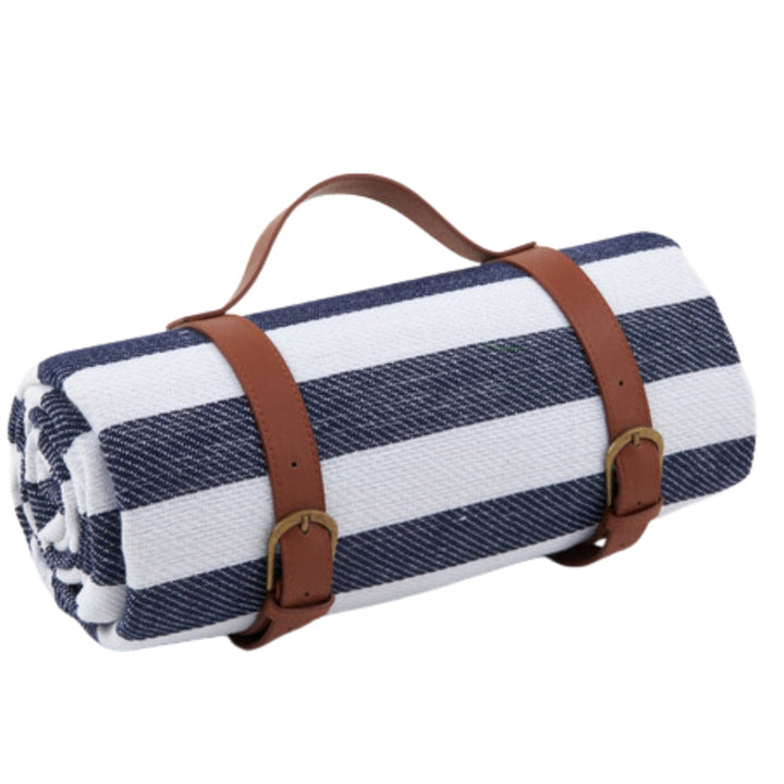 Waterproof foldable picnic blanket for outdoor use
