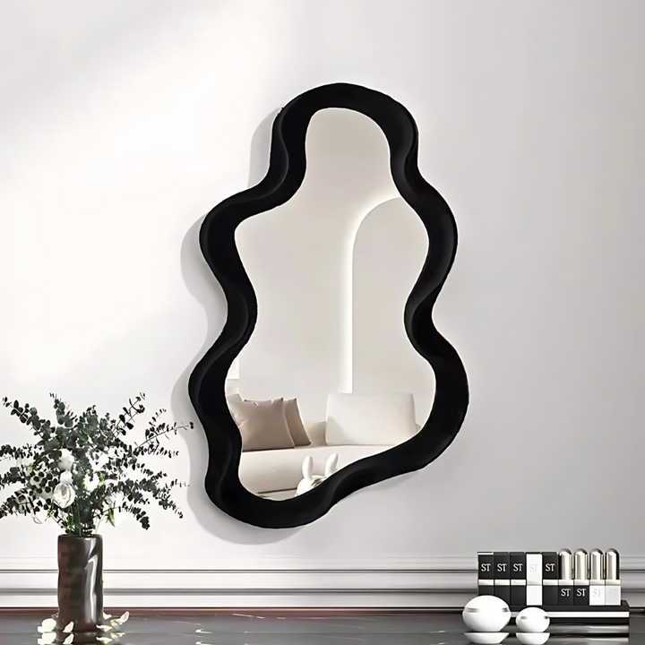Wall mirror with wavy edge