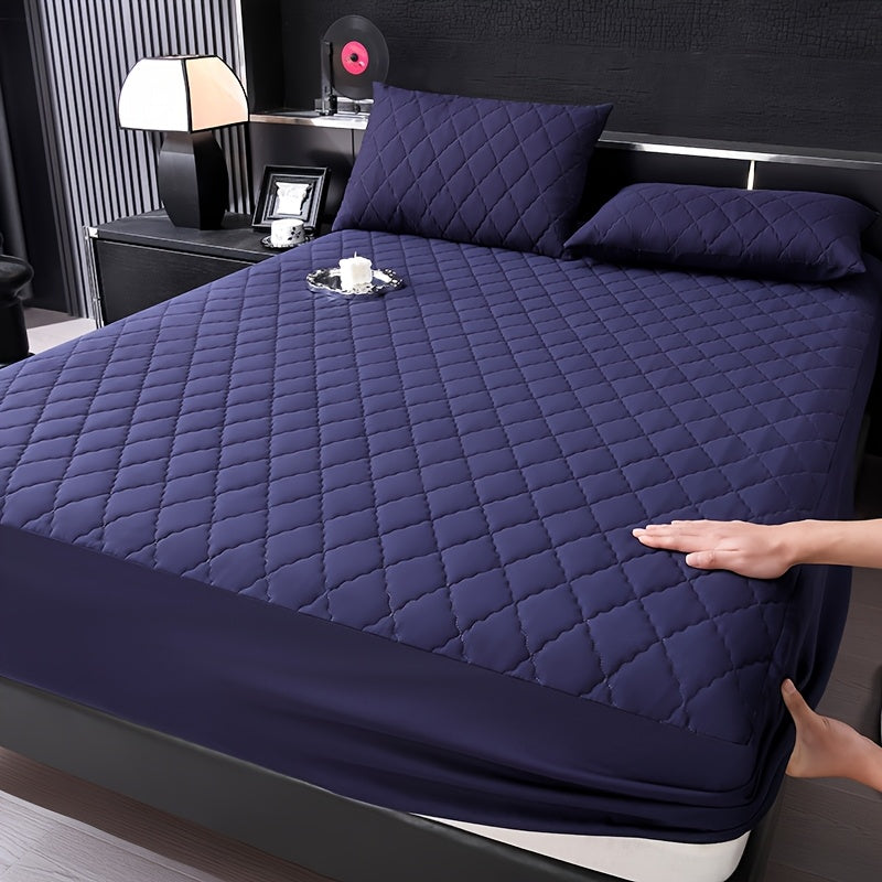 Fitted sheet with geometric pattern