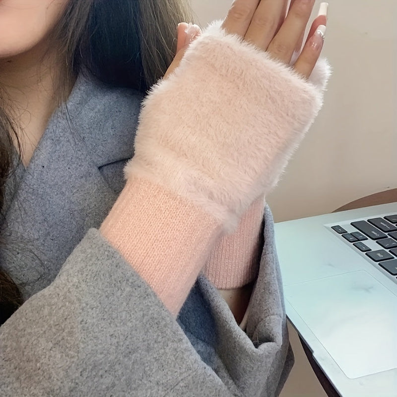 Fingerless winter gloves for women