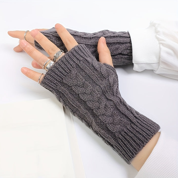 Monochrome knitted half-finger gloves made of acrylic with touchscreen functionality