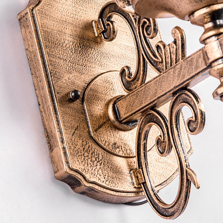 Vintage outdoor wall light with glass body – lantern style for garden and terrace