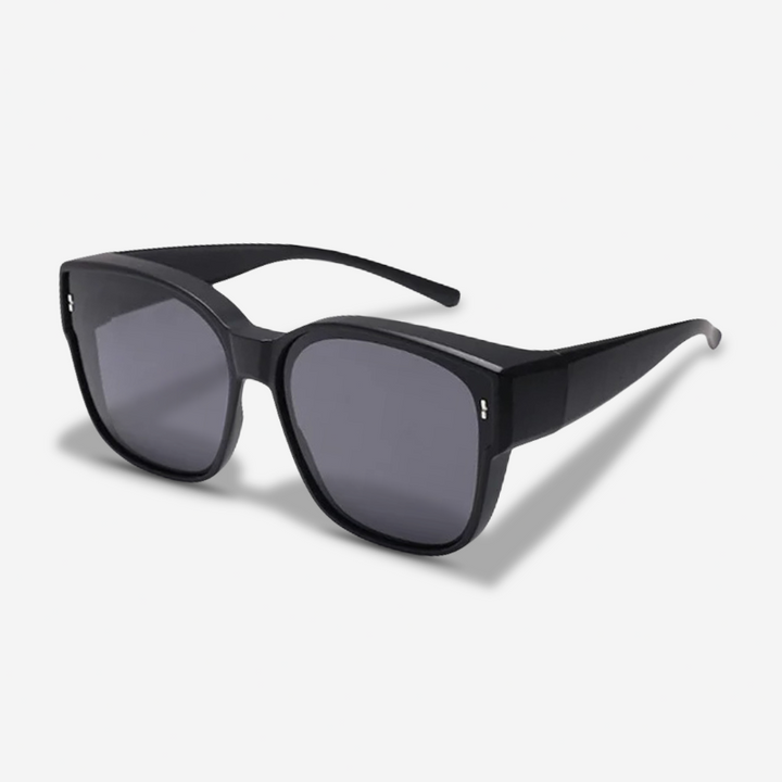 Clip-on sunglasses – stylish UV protection in an instant.