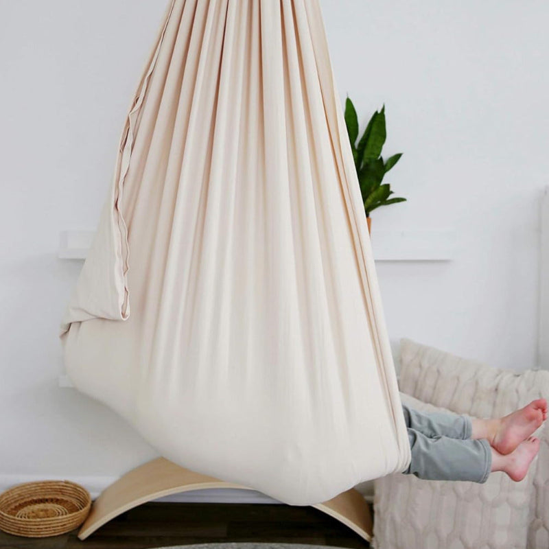 Sensory hammock for children – relaxation and security in your own home