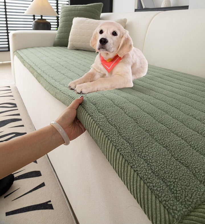 Sofa cover with non-slip seat