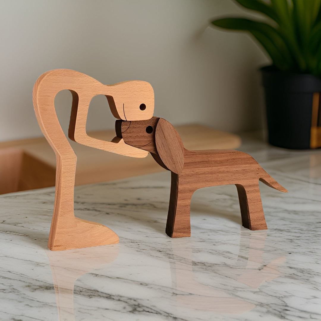 Holzskulptur Hund und Mensch handgefertigte Figurine