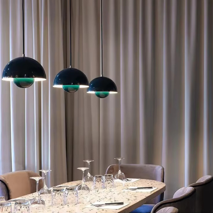 Pendelleuchte mit dimmbarer Lichtkuppel