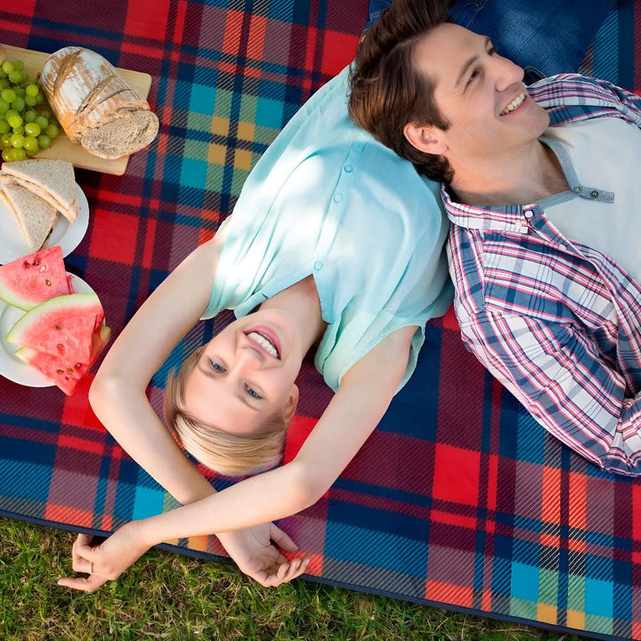 Waterproof foldable picnic blanket for outdoor use