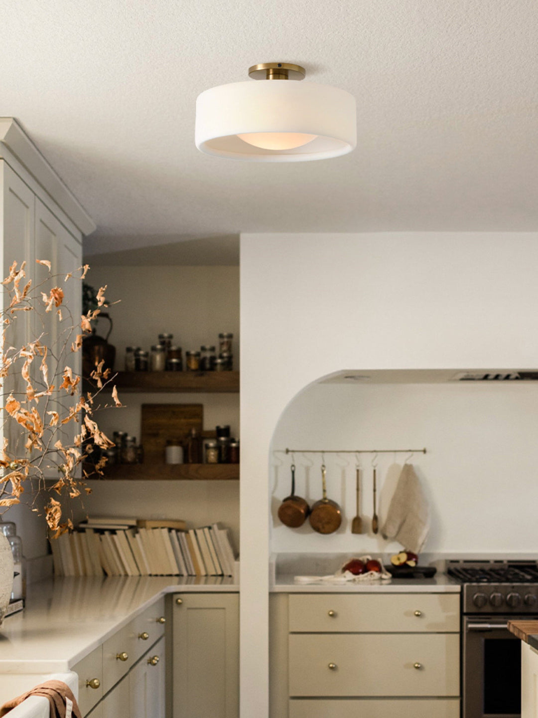 Porcelain ceiling light – Modern flush mount lamp with metal base