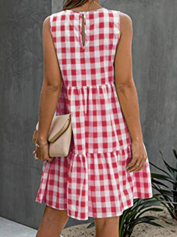 Sleeveless Plaid Pleated Mini Dress with Hollow Split Design
