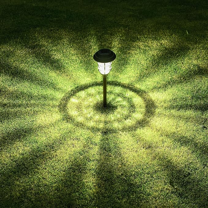 Dekorative Solarleuchte für den Garten mit LED-Beleuchtung bei Dämmerung