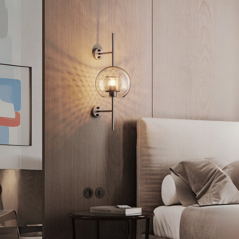 Wall lamp with honeycomb glass globe – Modern design with brass frame