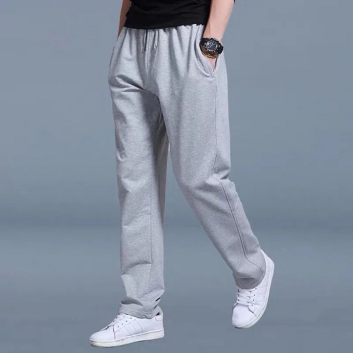 Men's Jogging Pants with a Relaxed Fit