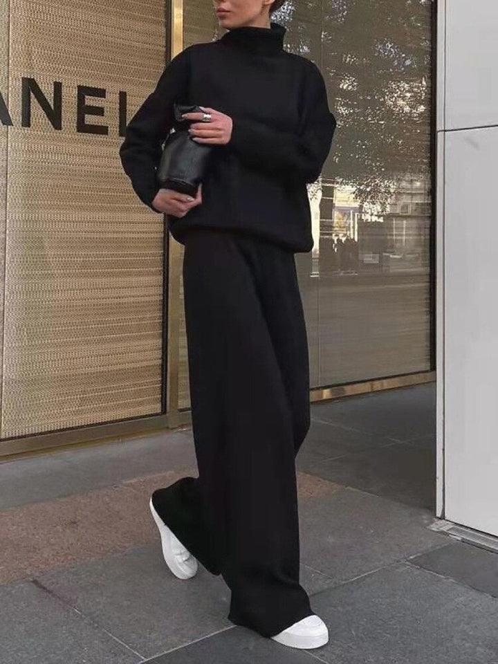 Women's Two-Piece Set with Elegant Casual Look 