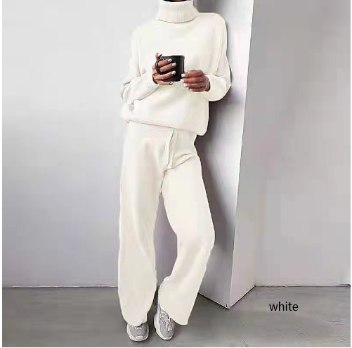 Women's Two-Piece Set with Elegant Casual Look 