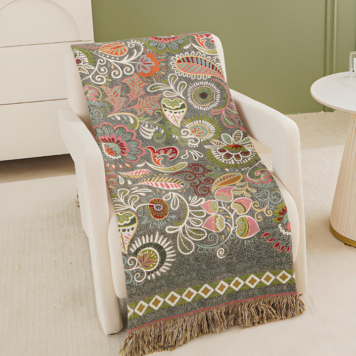 Boho cotton blanket – reversible throw with floral pattern and fringe
